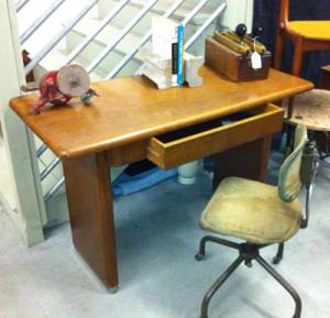 stowerichardsendesk400 stowerichardsendesk400